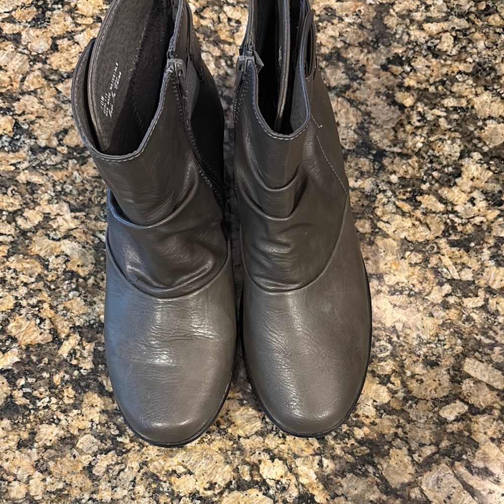 New Stylish Gray Women's Ankle Boots